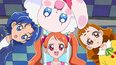 Episode 4: Three Girls United! Let's La Mix-It-Up!